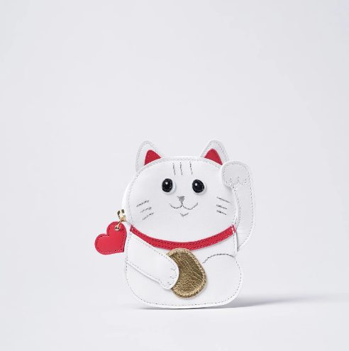まねきねこ ─ 人と金を招く